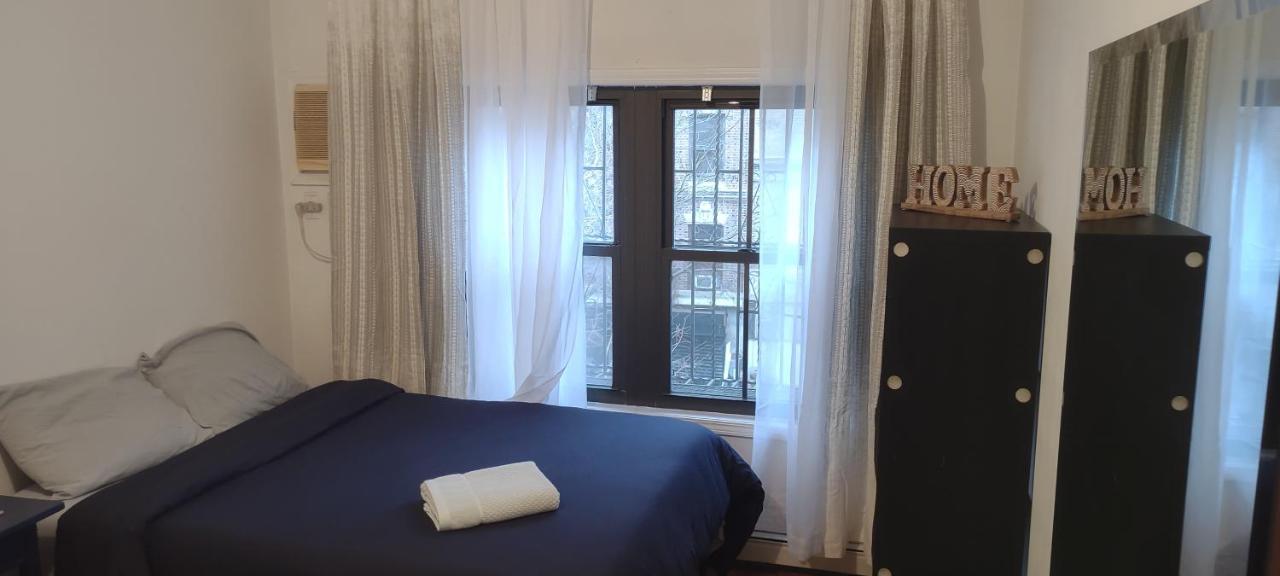 Spacious Room For 4 People In Williamsburg ! New York Exterior foto