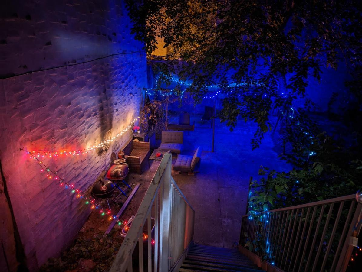 Spacious Room For 4 People In Williamsburg ! New York Exterior foto